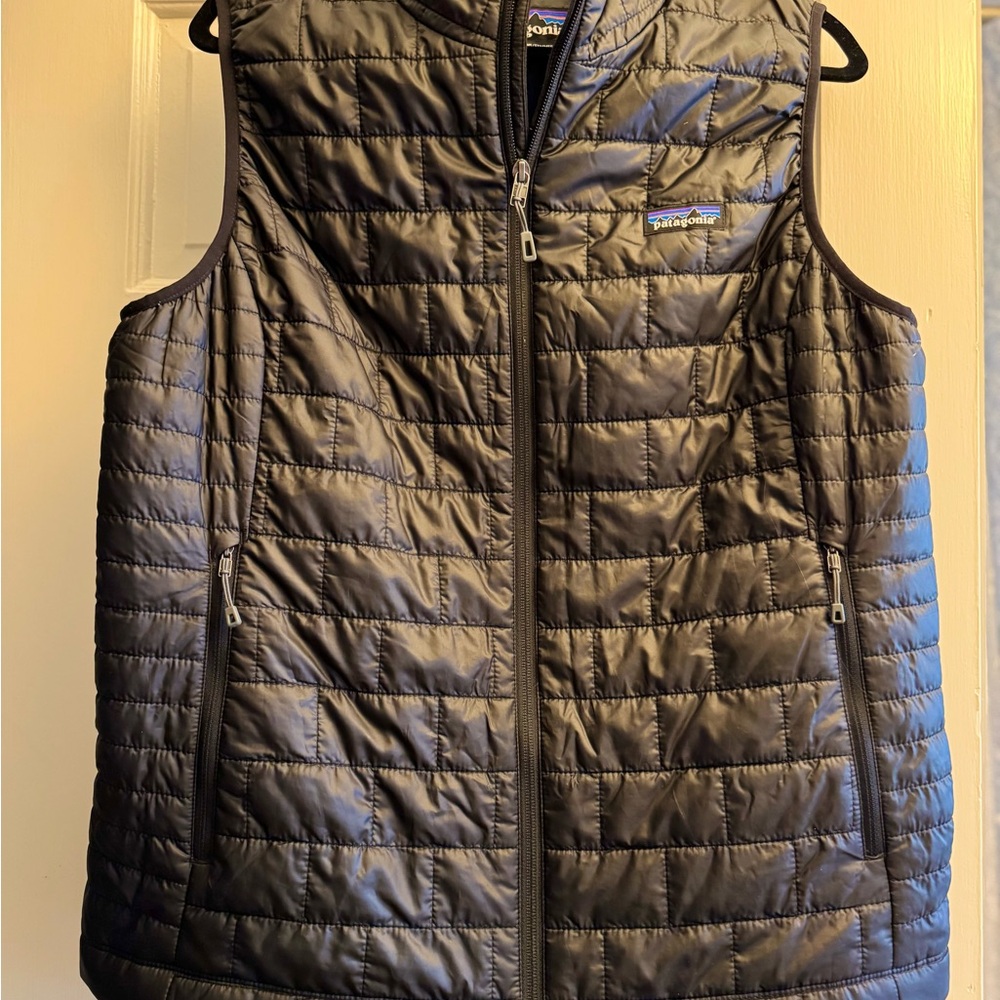 Women’s Black Patagonia Nano Puff Vest XL